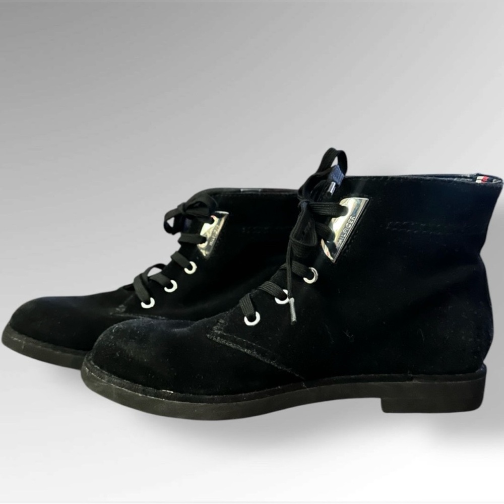Tommy Hilfiger Damione Black Suede Lace Up Ankle Boots Women’s 7M